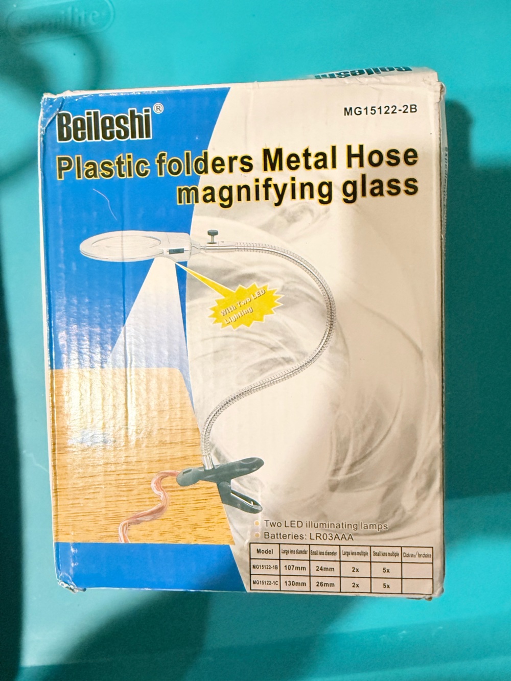 Metal Hose Magnifying Glass with Clip - White
